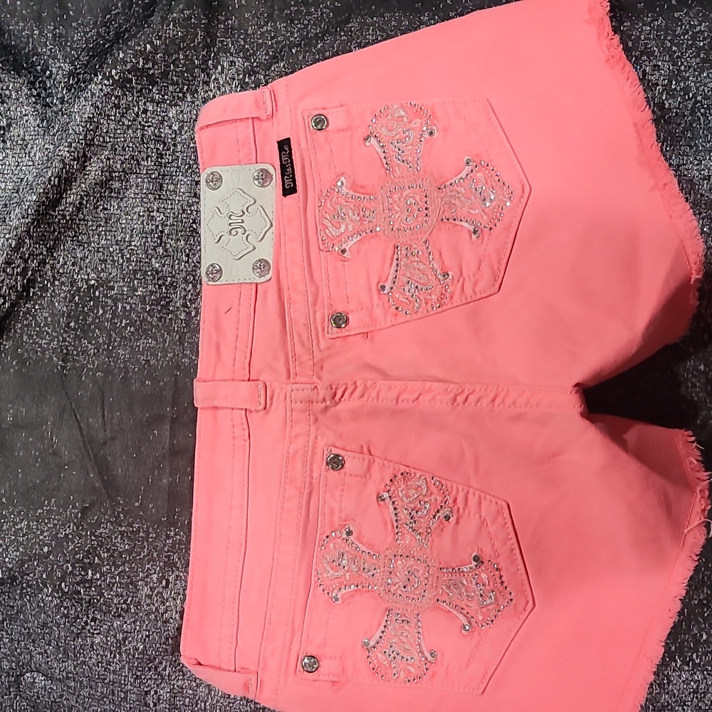 Women shorts